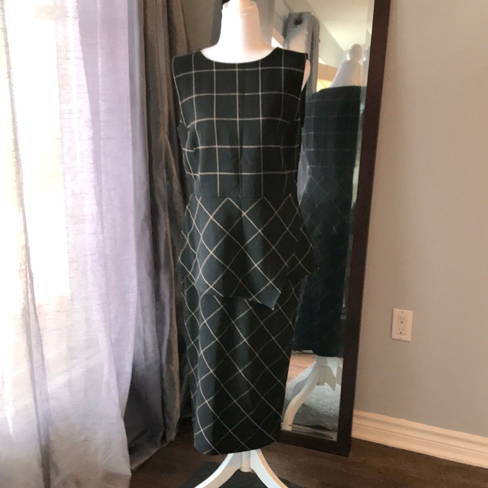 Black and gold 2 piece suit